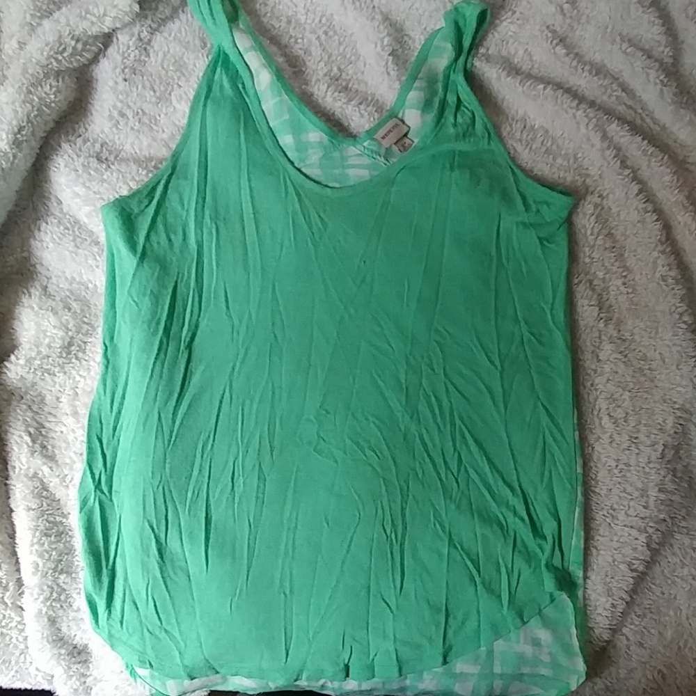 Merona Tank
